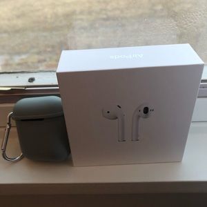 Original Apple AirPods with Silicone Case